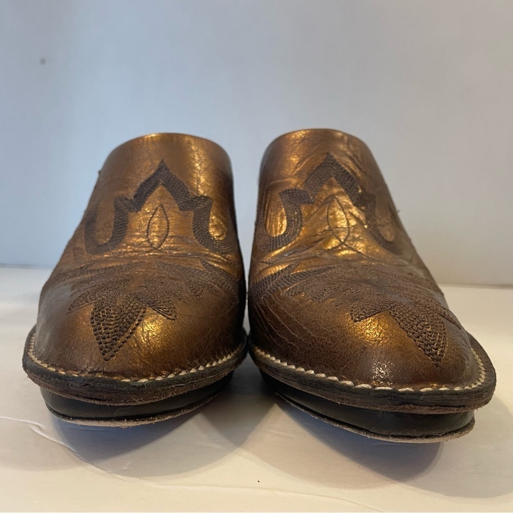 Donald J Pliner Bronze Brown Leather Heeled Mules Clogs size 7 - Picture 7 of 11